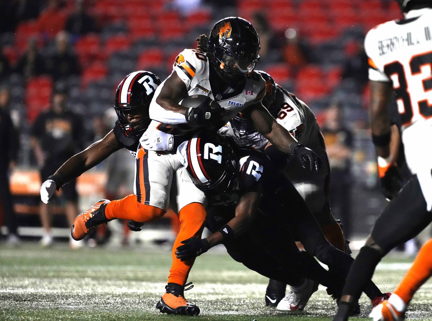 Crum ignites Redblacks' rally in final quarter to knock off Lions 34-33 | iNFOnews.ca Crum ignites Redblacks' rally in final quarter to knock off Lions 34-33 | iNFOnews.ca