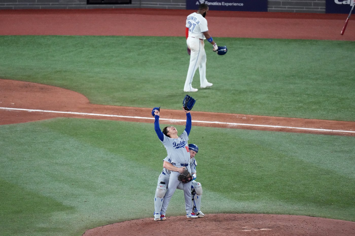 Photo Gallery: Dodgers beat Jays 5-4 to win World Series | iNFOnews.ca