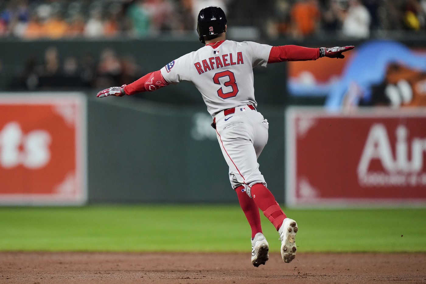 Boston OF Ceddanne Rafaela all smiles after HR caps eventful night | iNFOnews.ca
