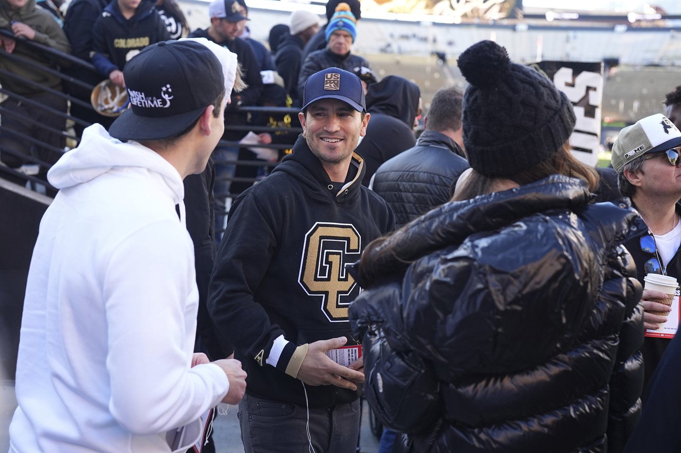Ex-Colorado football player dedicates time to fulfilling wishes for older adults | iNFOnews.ca Ex-Colorado football player dedicates time to fulfilling wishes for older adults | iNFOnews.ca