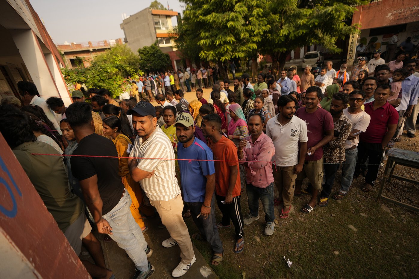 Indian-controlled Kashmir votes in final phase of polls to elect local government | iNFOnews.ca