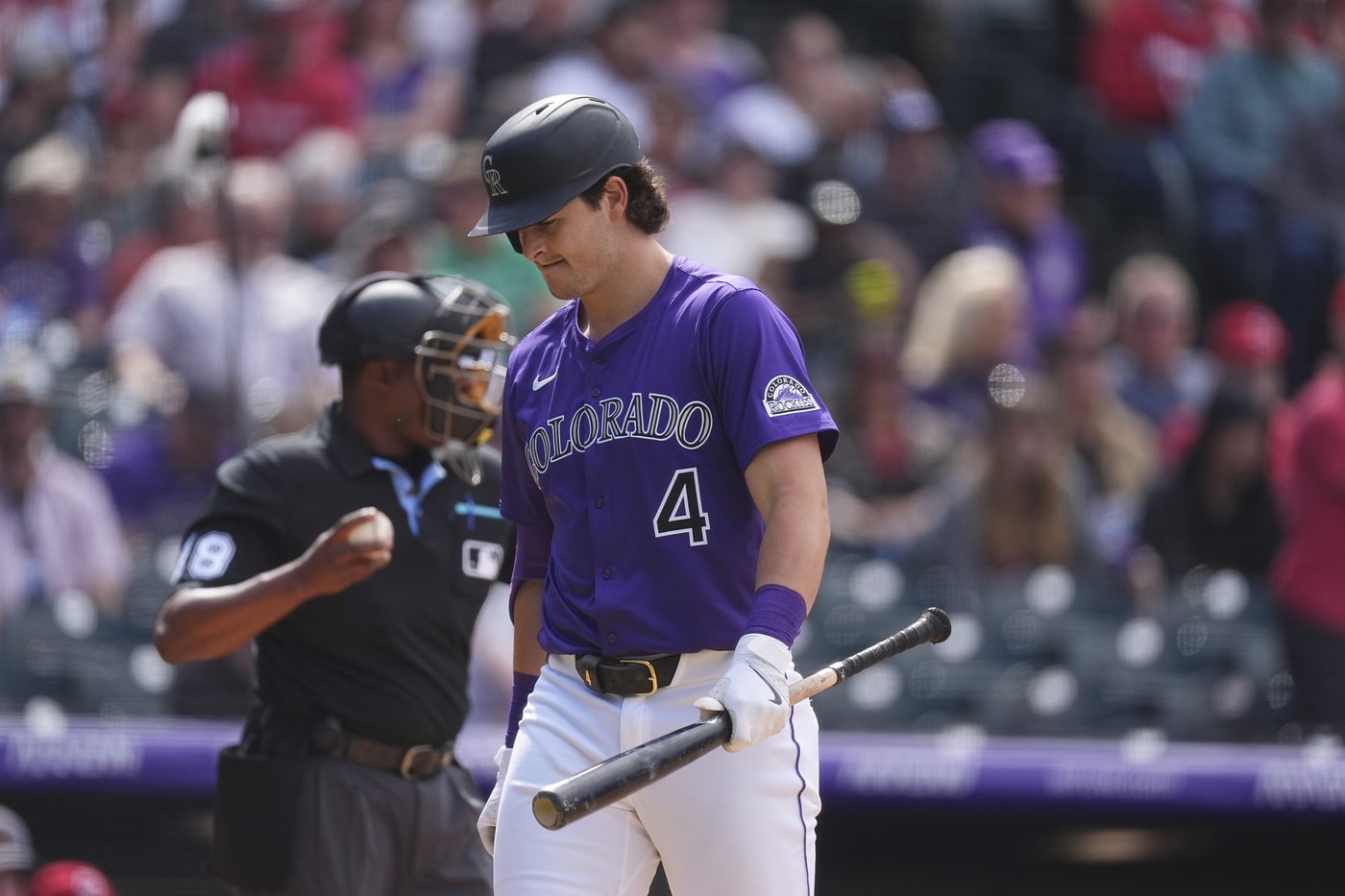 Rockies lose for 13th time in 14 games, fall 6-4 to Reds as Hays homers twice | iNFOnews.ca