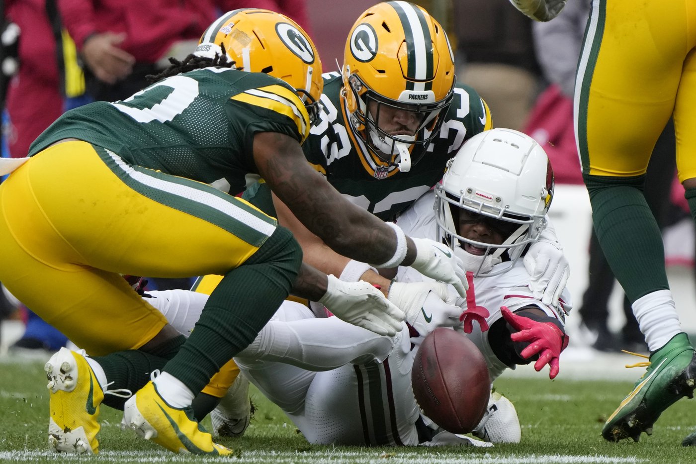Uncharacteristic penalties prove costly as winning streak remains elusive for Cardinals | iNFOnews.ca