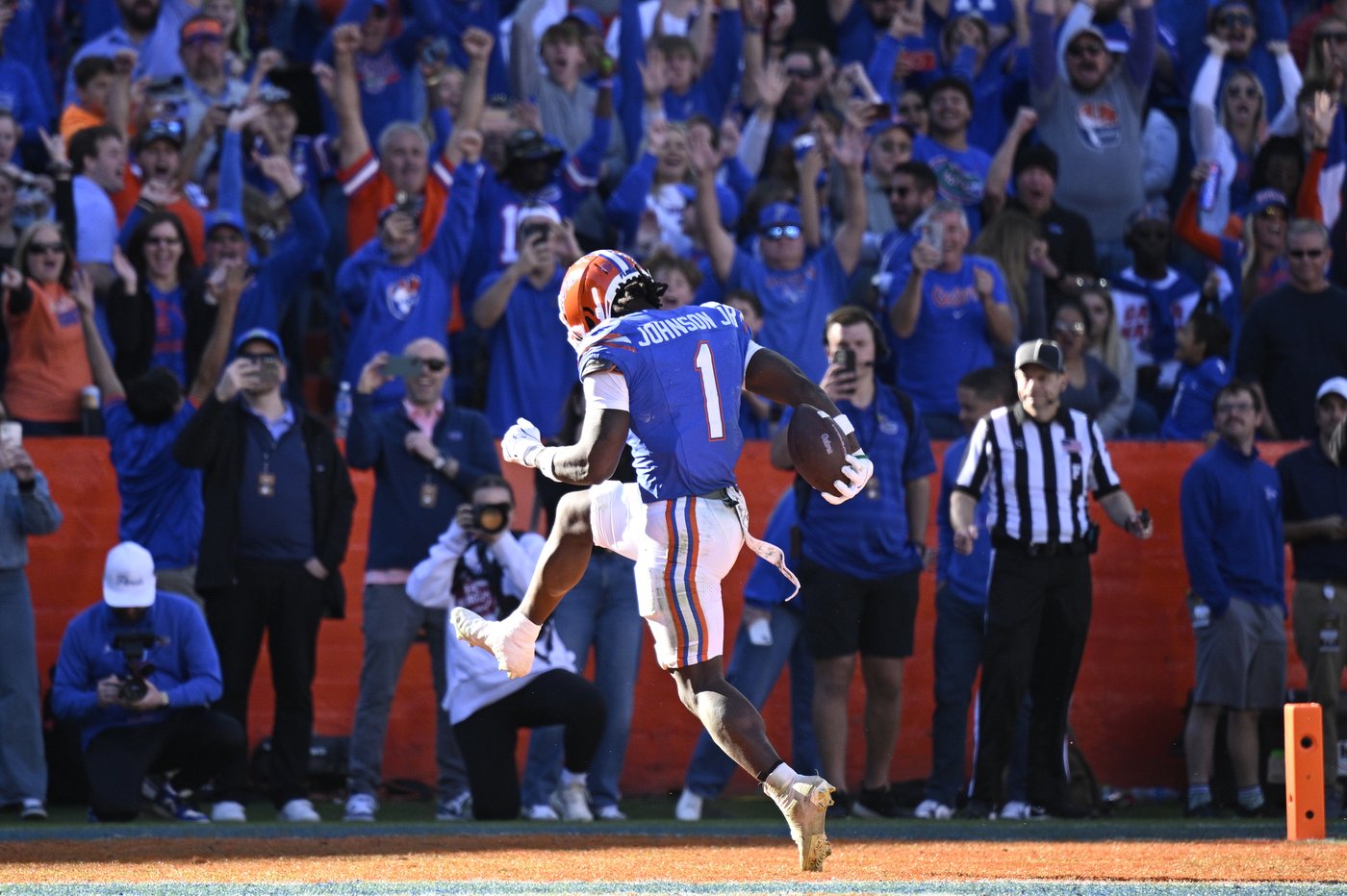Florida knocks No. 9 Ole Miss out of College Football Playoff contention, 24-17 in the Swamp | iNFOnews.ca Florida knocks No. 9 Ole Miss out of College Football Playoff contention, 24-17 in the Swamp | iNFOnews.ca