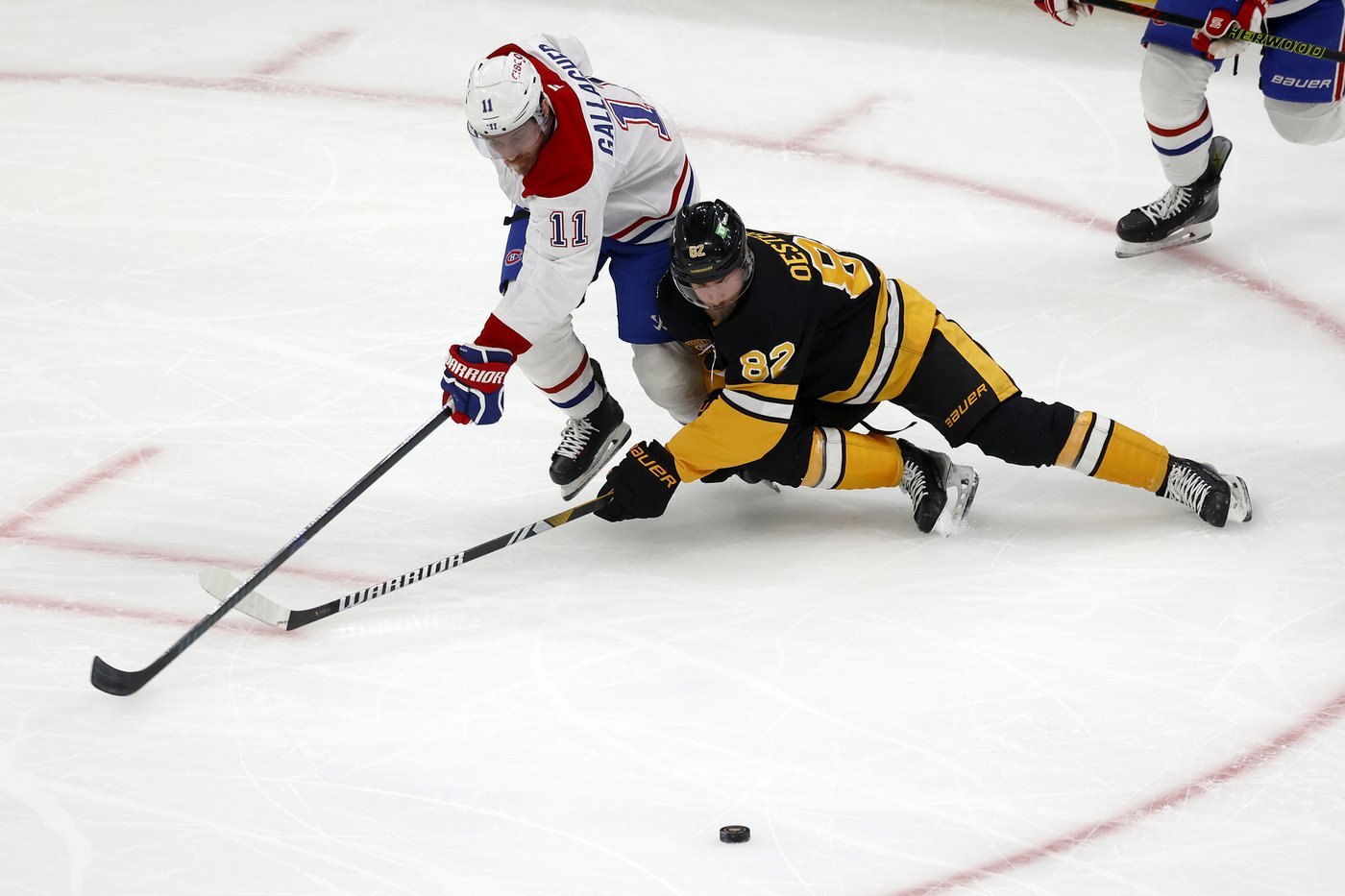 Charlie McAvoy, Charlie Coyle each score twice as Bruins beat Canadiens 6-3 | iNFOnews.ca Charlie McAvoy, Charlie Coyle each score twice as Bruins beat Canadiens 6-3 | iNFOnews.ca