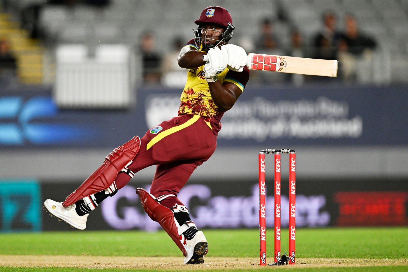 Santner surge in vain as West Indies defends 164 to beat New Zealand by 7 runs in 1st T20 | iNFOnews.ca Santner surge in vain as West Indies defends 164 to beat New Zealand by 7 runs in 1st T20 | iNFOnews.ca