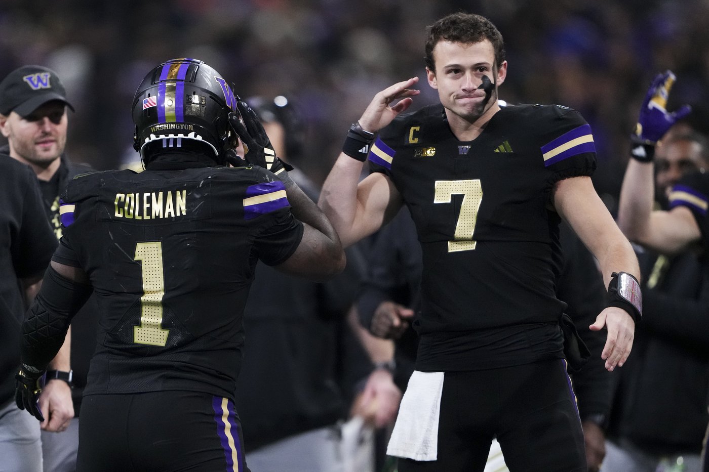 No. 1 Oregon hosts Washington in first rivalry meeting as members of the Big Ten | iNFOnews.ca No. 1 Oregon hosts Washington in first rivalry meeting as members of the Big Ten | iNFOnews.ca