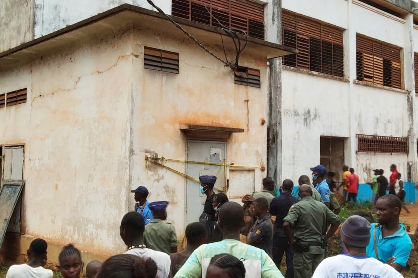 An explosion and ensuing stampede kill 29 children in a Central African Republic school | iNFOnews.ca An explosion and ensuing stampede kill 29 children in a Central African Republic school | iNFOnews.ca