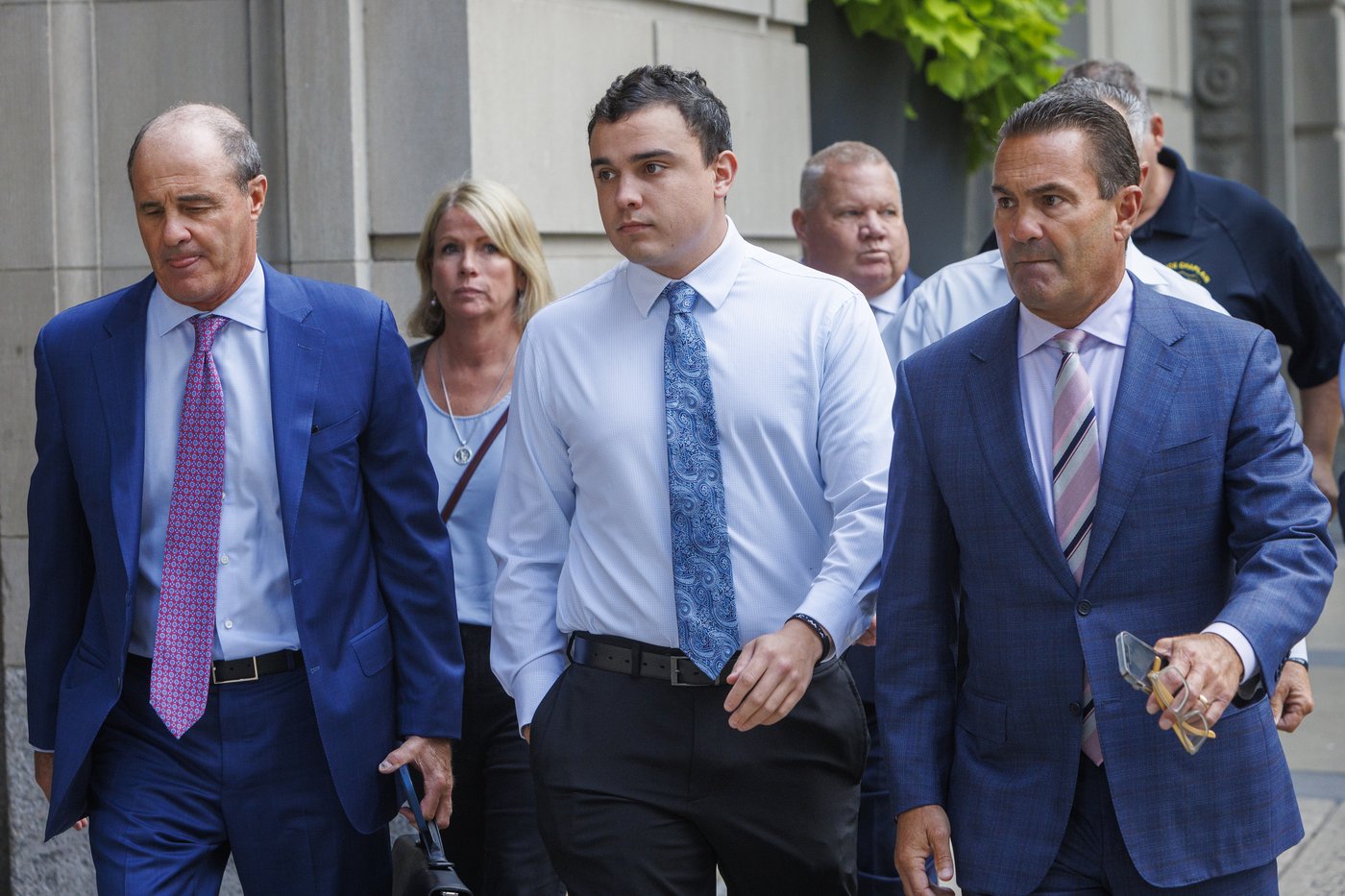 Ex-Philadelphia officer sentenced and immediately paroled after conviction in traffic stop shooting | iNFOnews.ca