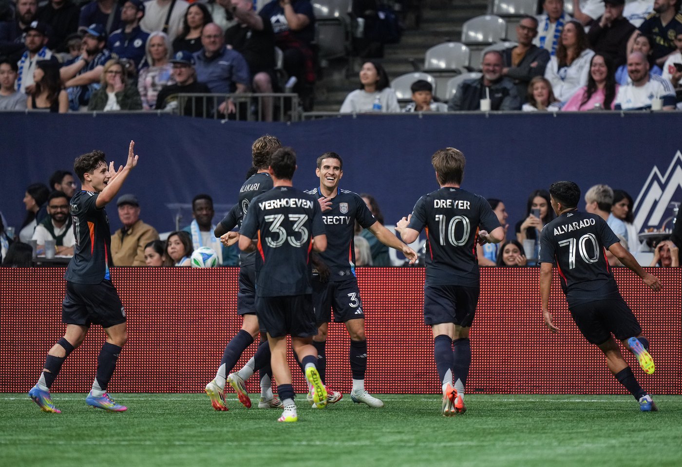 Iloski scores four, expansion side San Diego FC trounce Vancouver Whitecaps 5-3 | iNFOnews.ca Iloski scores four, expansion side San Diego FC trounce Vancouver Whitecaps 5-3 | iNFOnews.ca