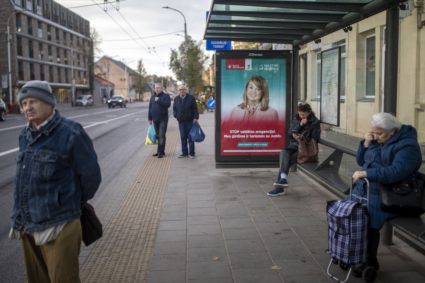 Lithuanians vote in parliamentary election with many looking for change despite a strong economy | iNFOnews.ca Lithuanians vote in parliamentary election with many looking for change despite a strong economy | iNFOnews.ca