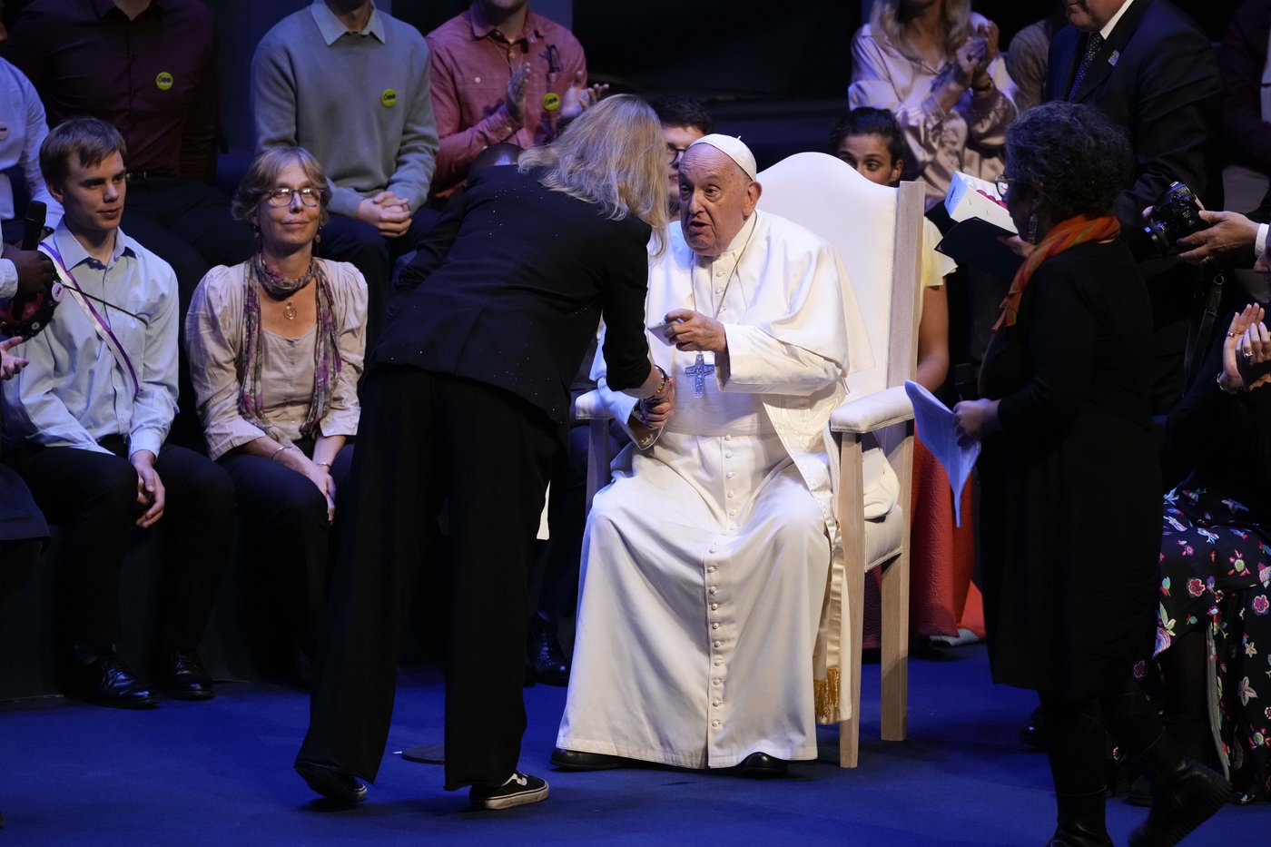 Belgian Catholic university denounces visiting pope's views on women after he digs in on their role | iNFOnews.ca Belgian Catholic university denounces visiting pope's views on women after he digs in on their role | iNFOnews.ca