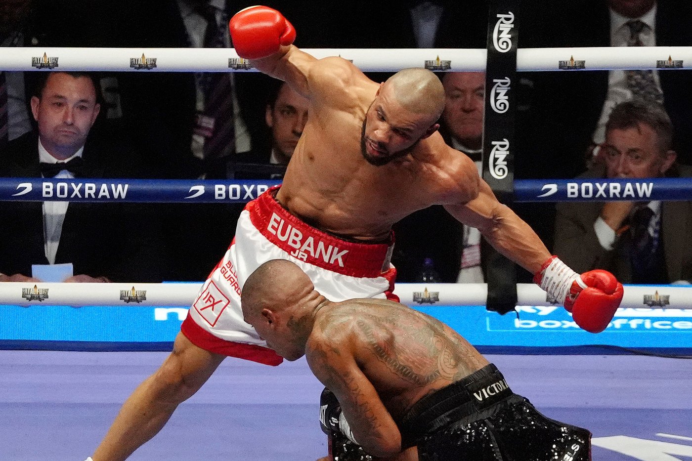 Eubank Jr. beats Benn by unanimous decision in latest chapter of family rivalry | iNFOnews.ca