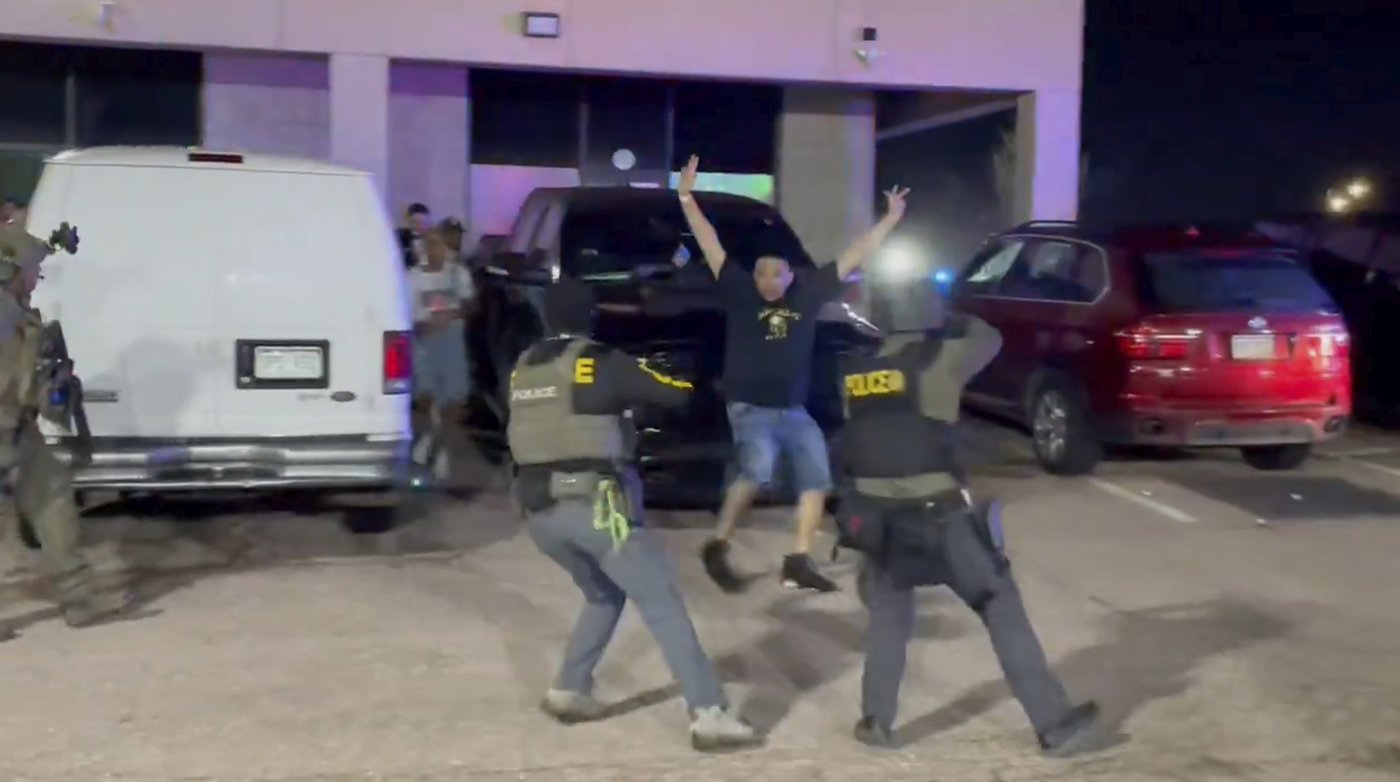 More than 100 immigrants detained at an illegal after-hours nightclub in Colorado | iNFOnews.ca More than 100 immigrants detained at an illegal after-hours nightclub in Colorado | iNFOnews.ca
