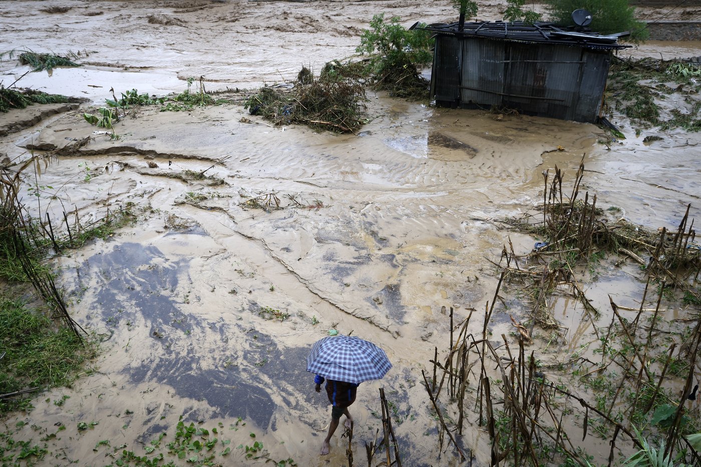 At least 148 are dead in floods and landslides in Nepal | iNFOnews.ca