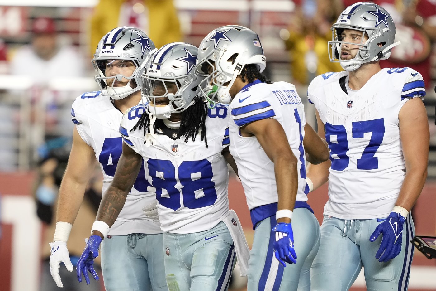 Cowboys push their season to the brink with a loss to the 49ers as a tough schedule awaits | iNFOnews.ca