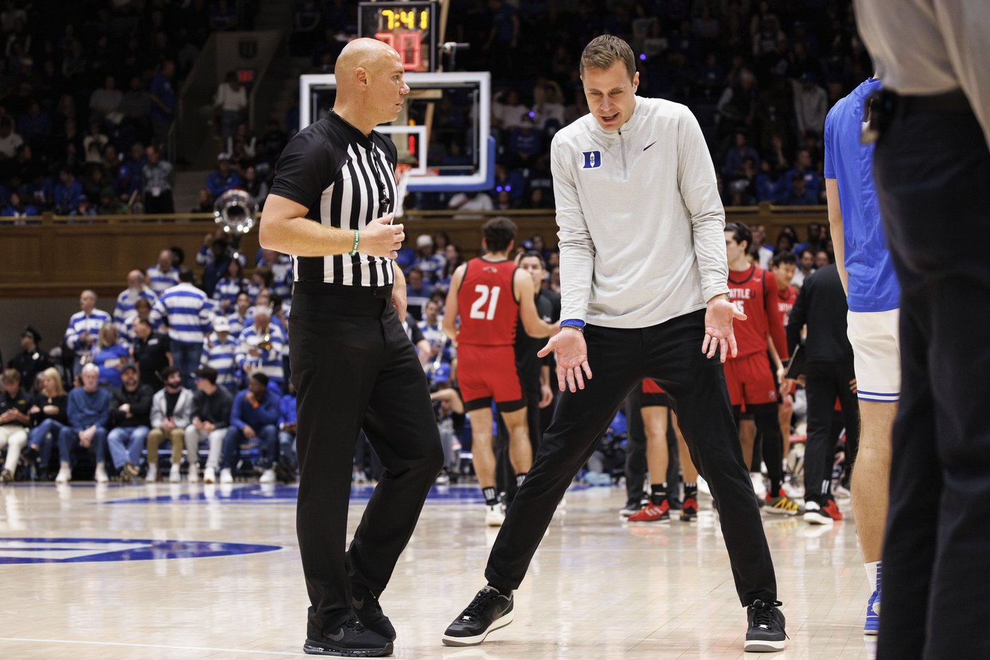 There's no rest for the well-traveled in the week's AP Top 25 schedule filled with marquee matchups | iNFOnews.ca There's no rest for the well-traveled in the week's AP Top 25 schedule filled with marquee matchups | iNFOnews.ca