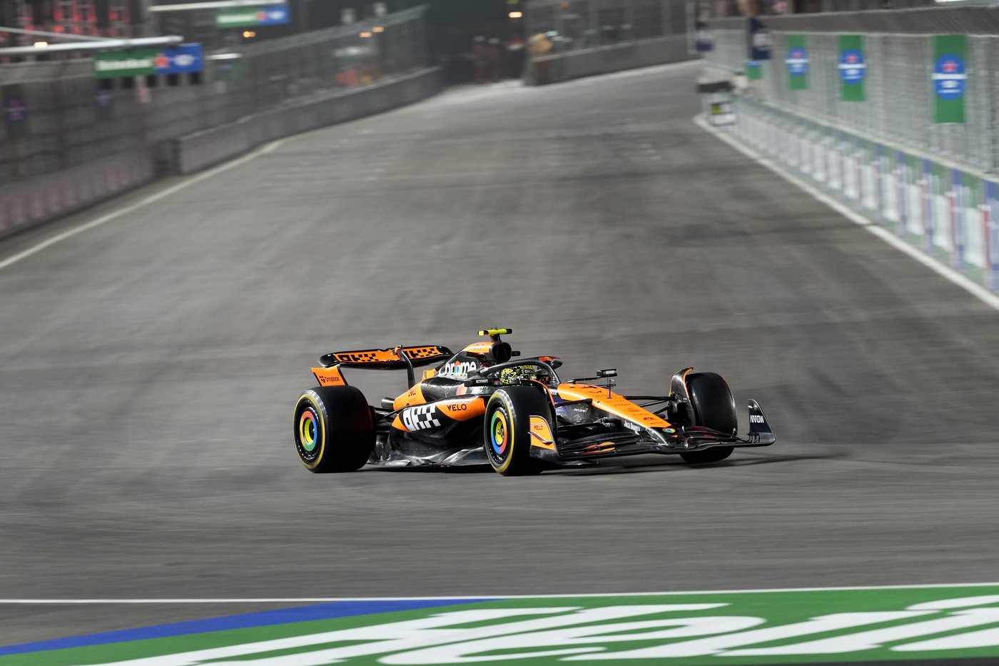 Red Bull makes mistake with rear wing in Las Vegas that could stall Verstappen's title chances | iNFOnews.ca Red Bull makes mistake with rear wing in Las Vegas that could stall Verstappen's title chances | iNFOnews.ca