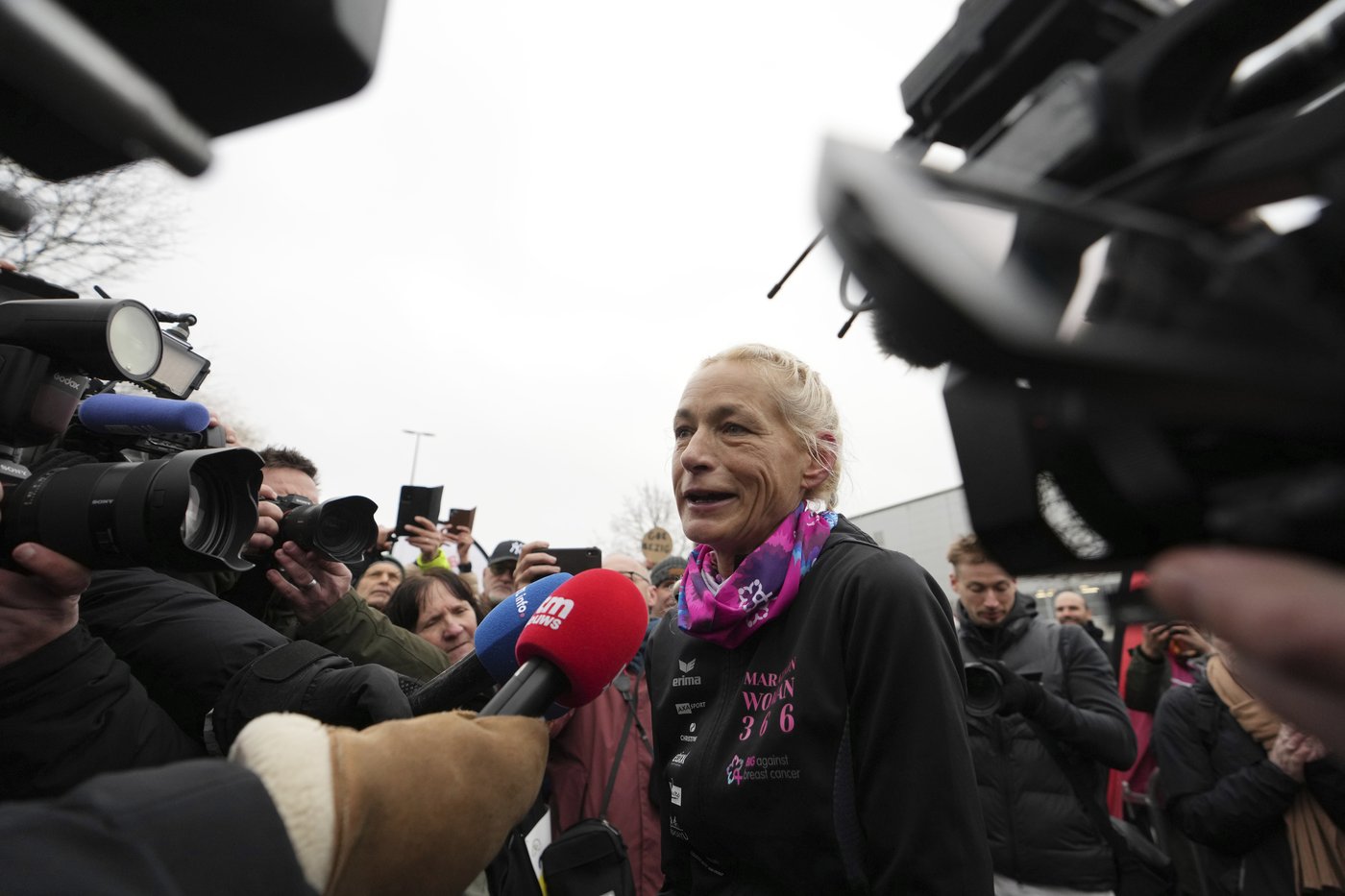 With marathon a day throughout 2024, this Belgian runner has Guinness world record within her grasp | iNFOnews.ca