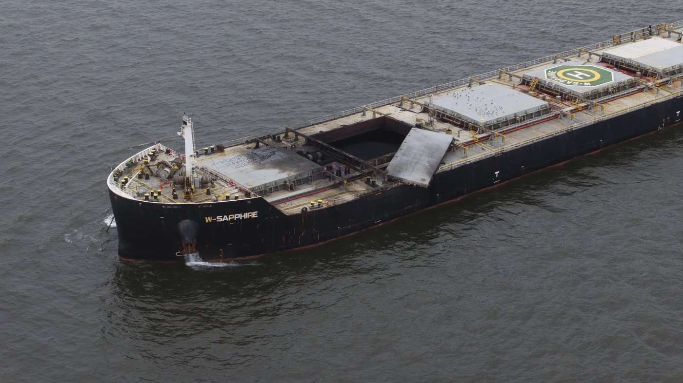 Baltimore shipping channel reopened after explosion on cargo ship near site of 2024 bridge collapse | iNFOnews.ca