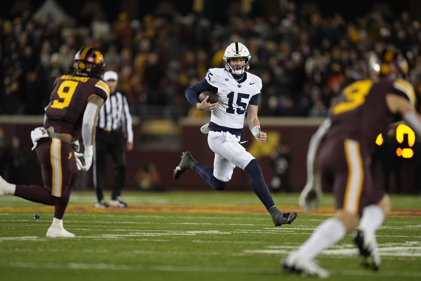 No. 4 Penn State stays on playoff track with narrow 26-25 win over Minnesota | iNFOnews.ca