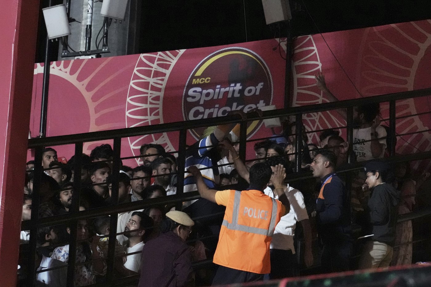 Punjab vs Delhi game in Indian Premier League abandoned after power outage | iNFOnews.ca Punjab vs Delhi game in Indian Premier League abandoned after power outage | iNFOnews.ca