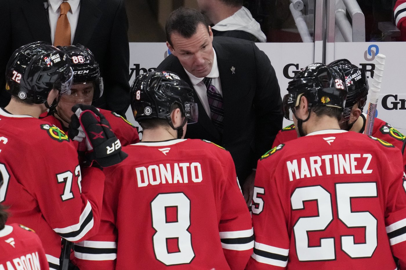 Blackhawks fire coach Luke Richardson in his 3rd season after league-worst start | iNFOnews.ca Blackhawks fire coach Luke Richardson in his 3rd season after league-worst start | iNFOnews.ca
