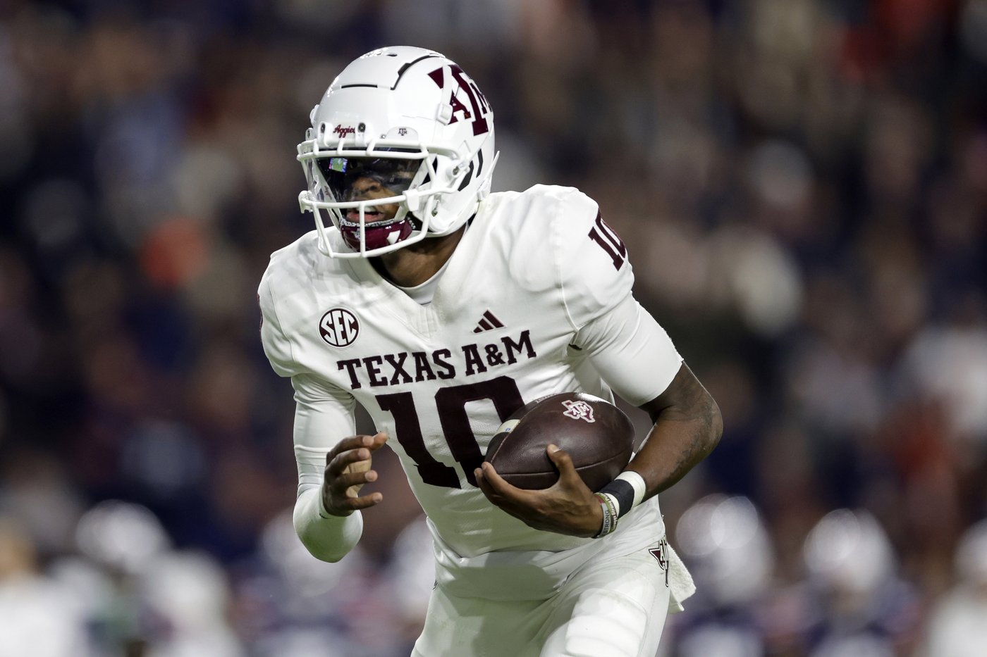 No. 19 Texas A&M's Marcel Reed determined to prove he's more than just a runner | iNFOnews.ca