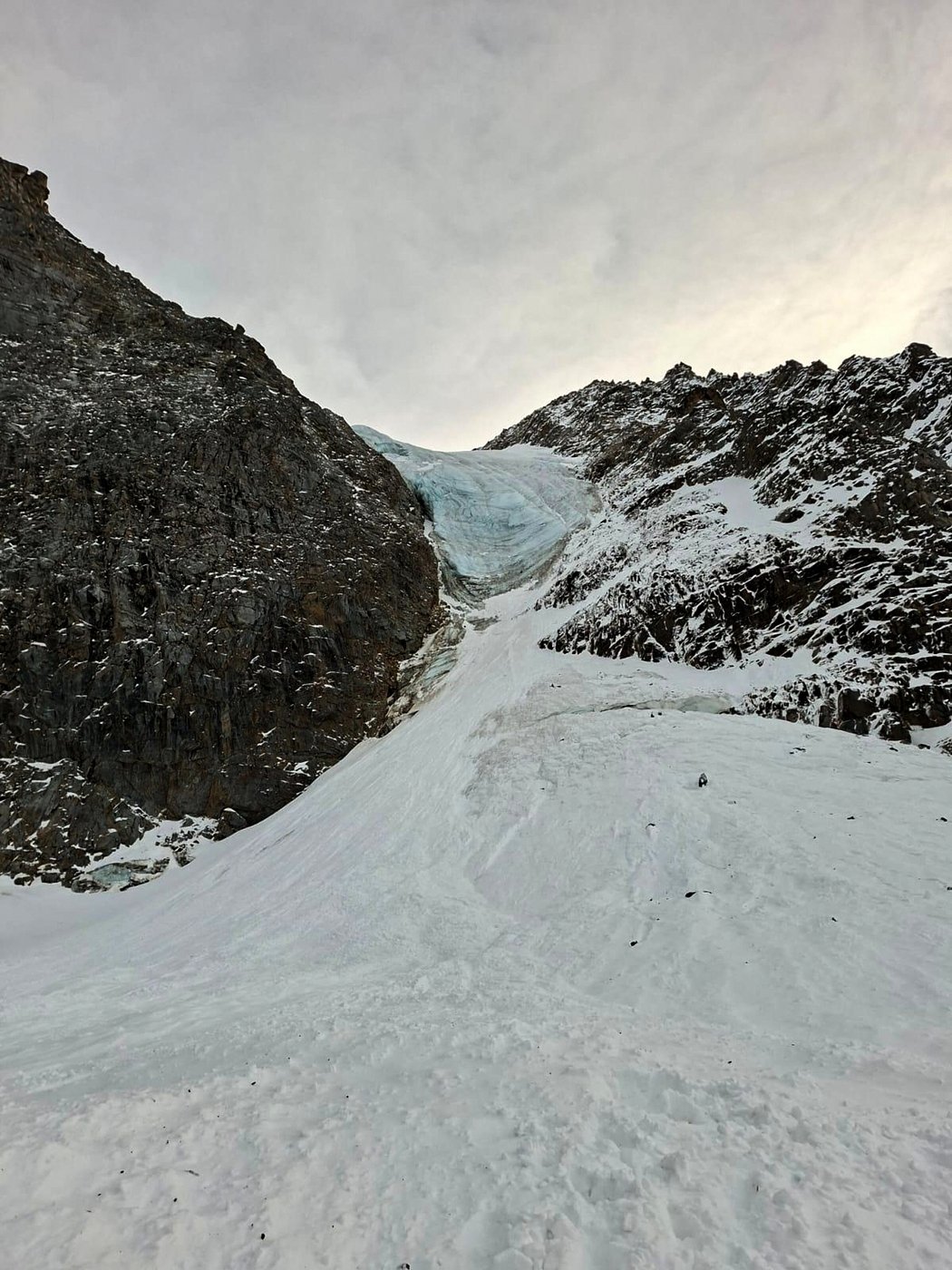 5 German mountaineers die in northern Italy after being hit by avalanche | iNFOnews.ca 5 German mountaineers die in northern Italy after being hit by avalanche | iNFOnews.ca