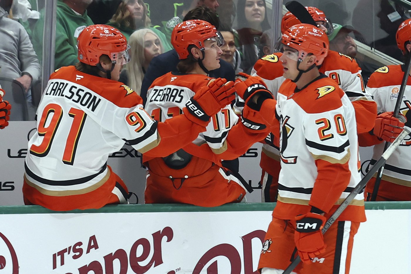 Leason has goal and 2 assists as Ducks beat Stars 4-2 for first winning streak of season | iNFOnews.ca Leason has goal and 2 assists as Ducks beat Stars 4-2 for first winning streak of season | iNFOnews.ca