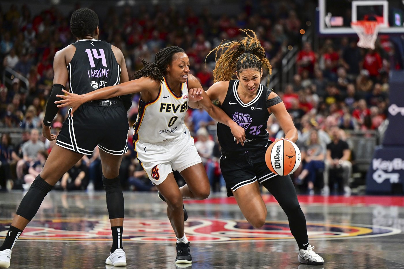 Valkyries rout the Fever 80-61 as Caitlin Clark struggles in her return from injury | iNFOnews.ca