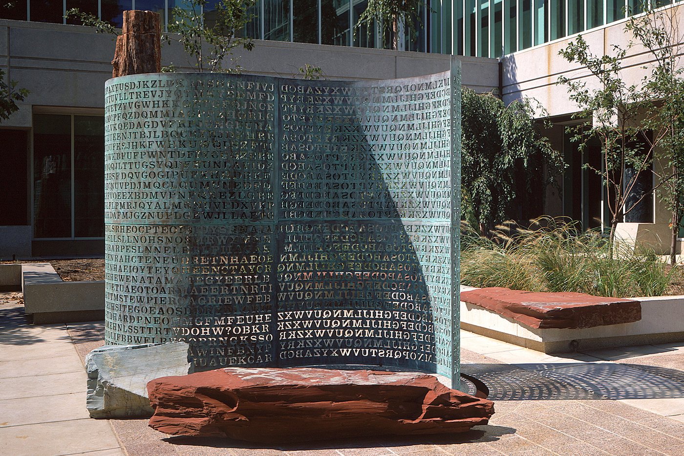 Kryptos' final code remains unsolved. The CIA sculpture's creator is auctioning the solution | iNFOnews.ca