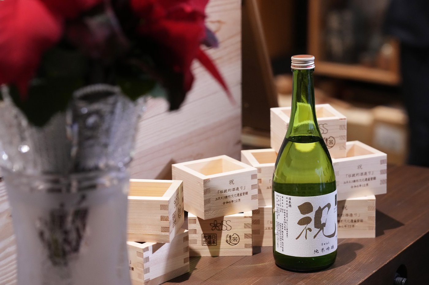 Japan's famous sake joins UNESCO's cultural heritage list, a boost to brewers and enthusiasts | iNFOnews.ca