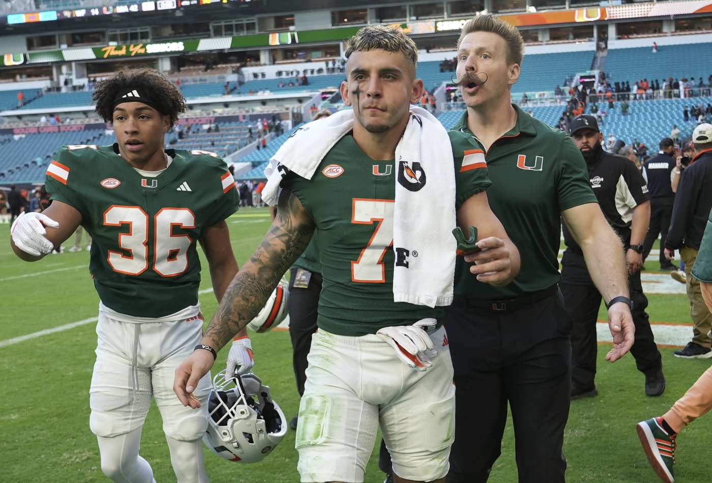 AP All-ACC: Miami QB Ward honored as offensive player and newcomer of the year | iNFOnews.ca AP All-ACC: Miami QB Ward honored as offensive player and newcomer of the year | iNFOnews.ca