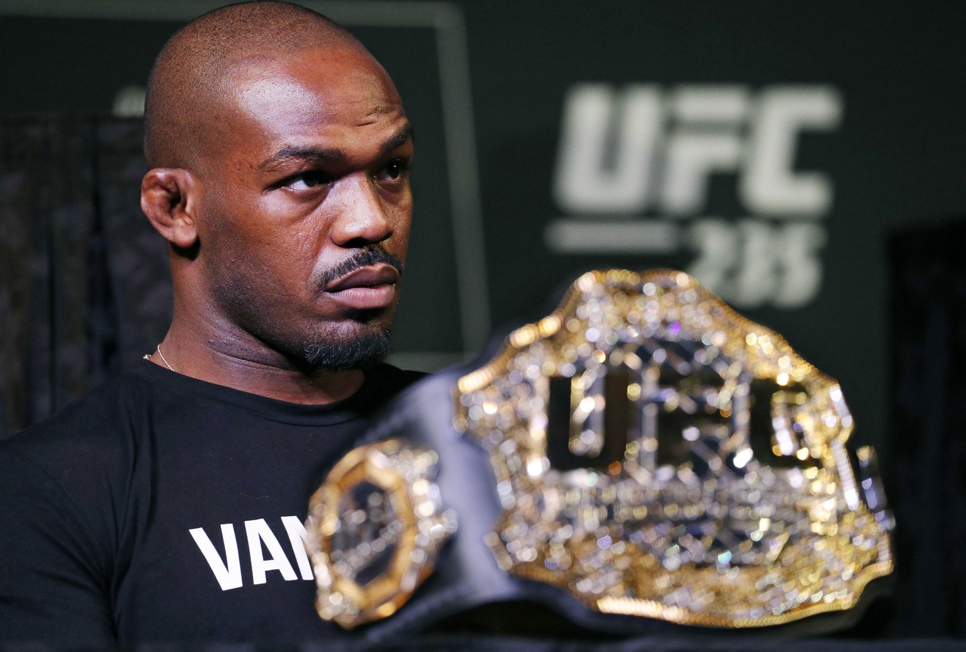 UFC champ Jon Jones agrees to anger management classes to resolve assault charge | iNFOnews.ca