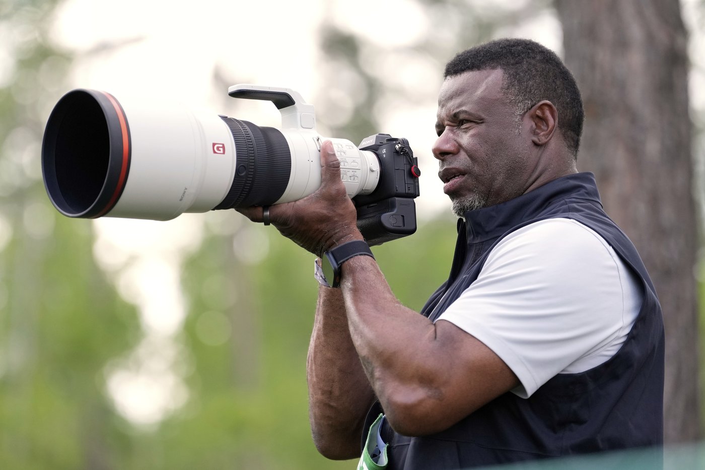Baseball Hall of Famer Ken Griffey Jr. relishing chance to photograph Masters | iNFOnews.ca