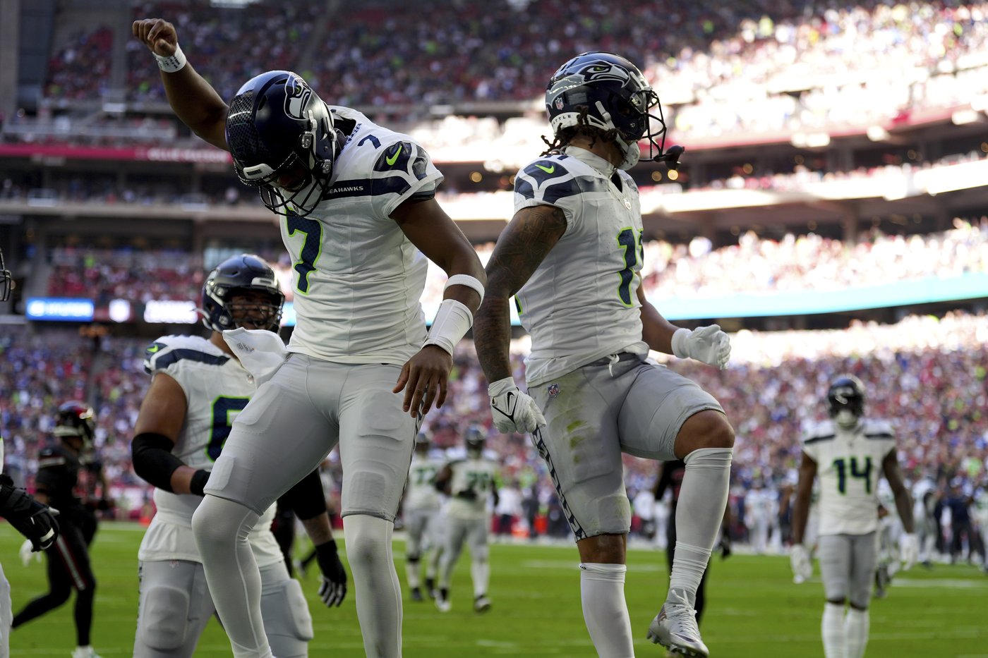 Poor stretch by Cardinals and sweep by Seahawks have Arizona's playoff chances dwindling | iNFOnews.ca