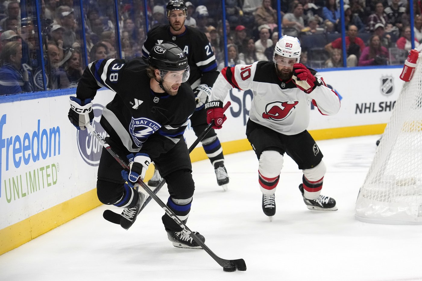 Andrei Vasilevskiy makes 29 saves for 36th NHL shutout, Lightning beat Devils 4-0 | iNFOnews.ca