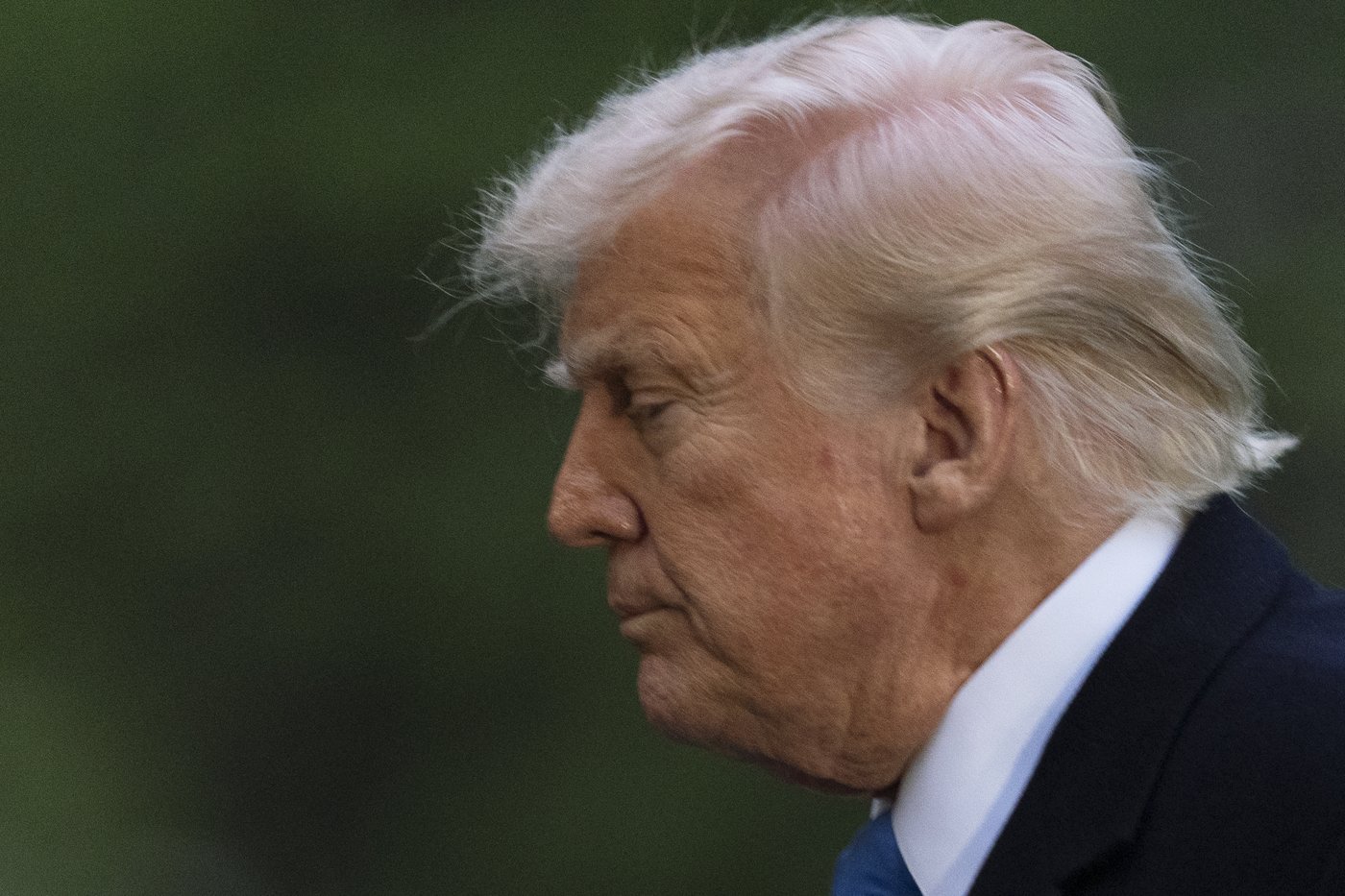 The Latest: Supreme Court allows Trump administration to resume deportations under Alien Enemies Act | iNFOnews.ca