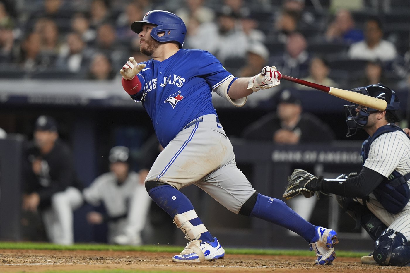Kirk hits go-ahead 2-run double in 9th to lead Blue Jays to 4-2 win over Yankees | iNFOnews.ca