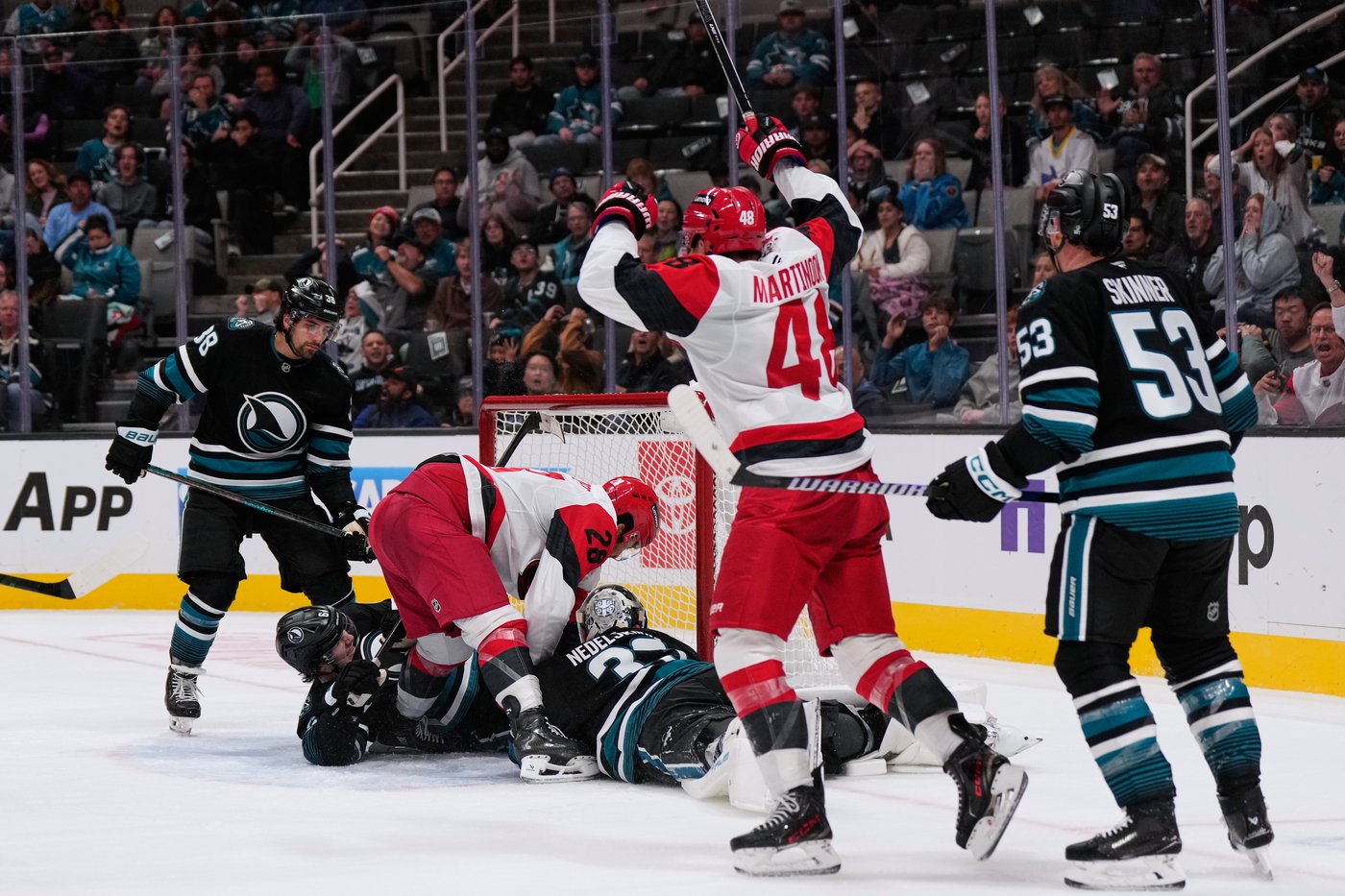 Carrier, Robinson score late in 2nd period and Hurricanes beat Sharks 5-1 to improve to 3-0 | iNFOnews.ca Carrier, Robinson score late in 2nd period and Hurricanes beat Sharks 5-1 to improve to 3-0 | iNFOnews.ca