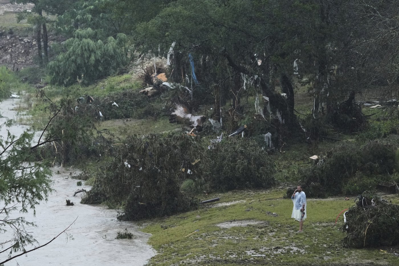 PHOTO COLLECTION: Texas floods leave dozens dead and missing as rescuers search devastated landscape | iNFOnews.ca PHOTO COLLECTION: Texas floods leave dozens dead and missing as rescuers search devastated landscape | iNFOnews.ca