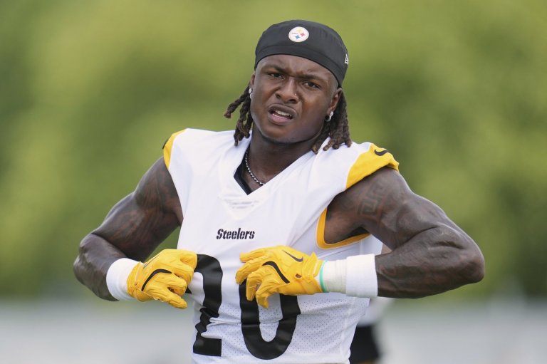 Steelers rookie running back Kaleb Johnson eager to prove he can do it all, blocking included | iNFOnews.ca