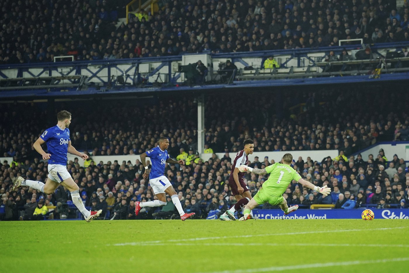 Everton spending inquiry closed with no further deduction of points | iNFOnews.ca