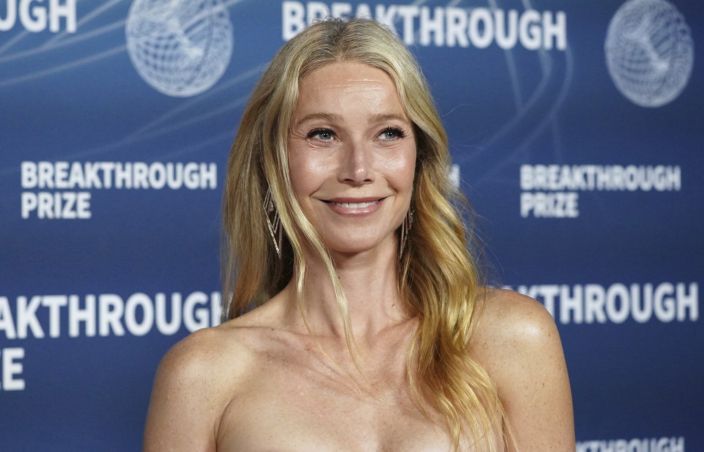 Company involved in Coldplay KissCam drama hires Gwyneth Paltrow as spokesperson | iNFOnews.ca Company involved in Coldplay KissCam drama hires Gwyneth Paltrow as spokesperson | iNFOnews.ca