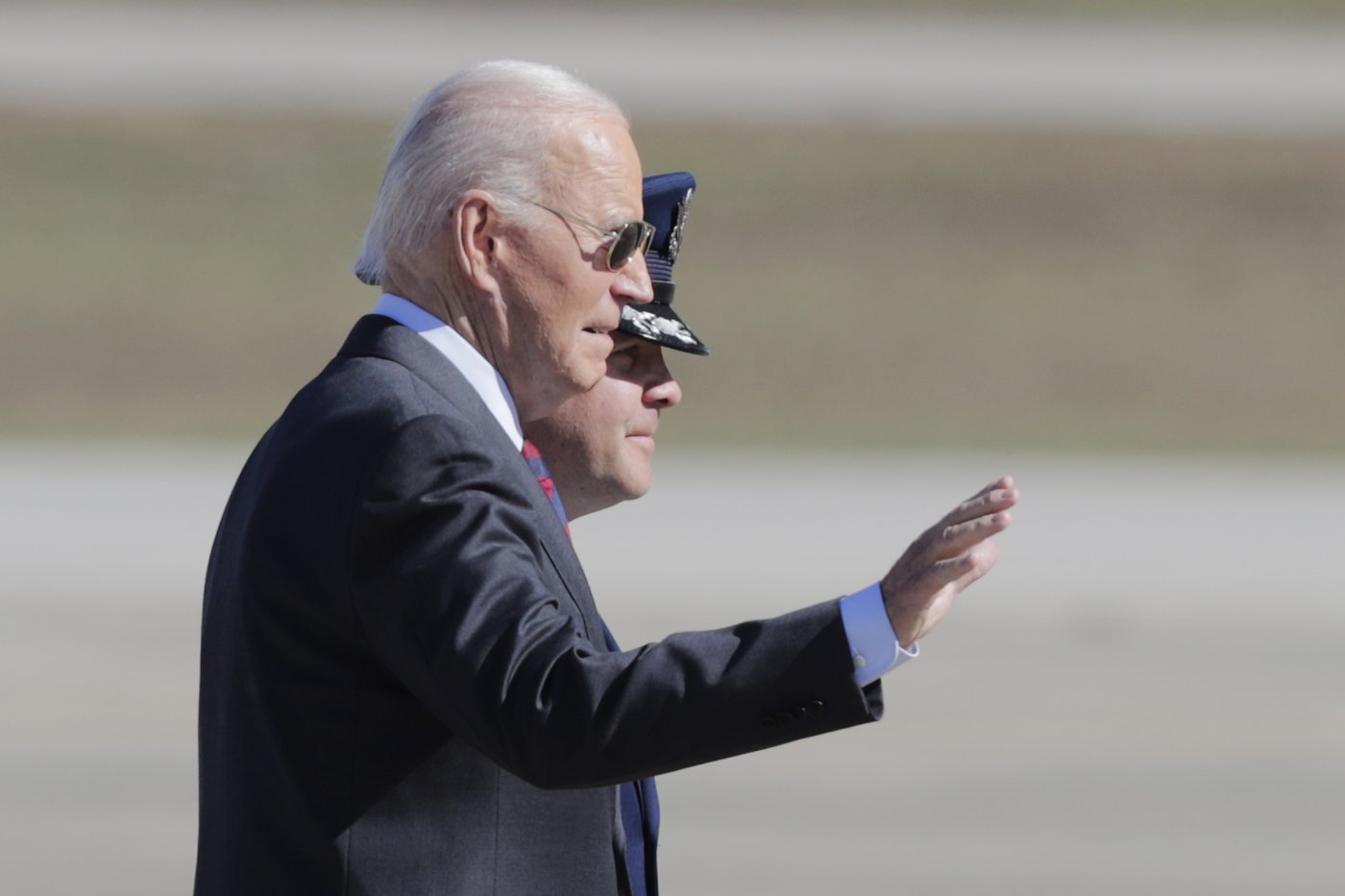 Biden and Bernie Sanders highlight lower prescription drug costs in New Hampshire stop | iNFOnews.ca Biden and Bernie Sanders highlight lower prescription drug costs in New Hampshire stop | iNFOnews.ca
