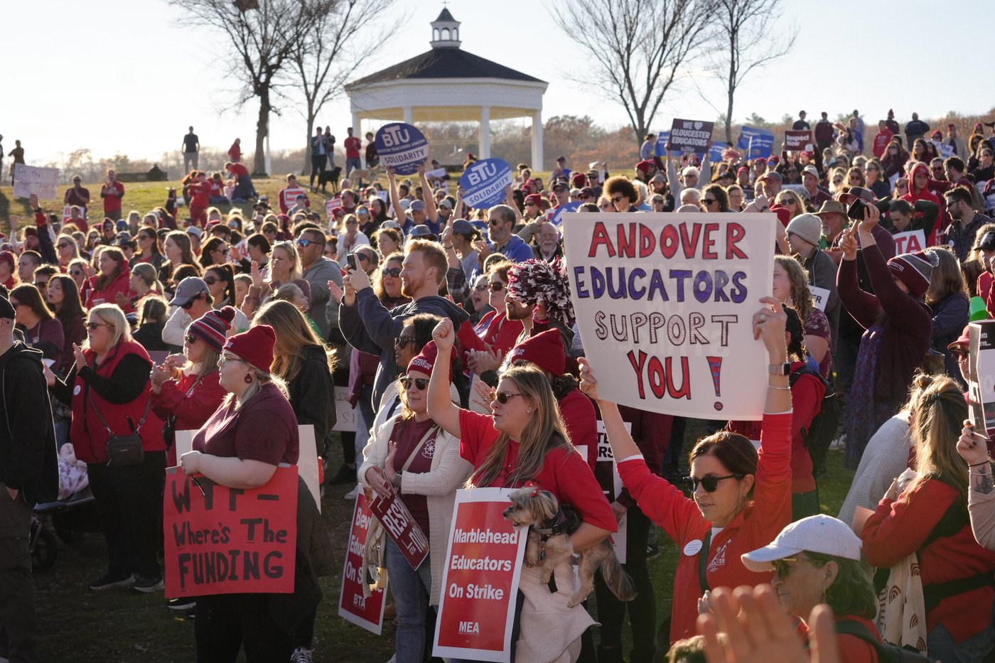 Teachers in 3 Massachusetts communities continue strike over pay, paid parental leave | iNFOnews.ca