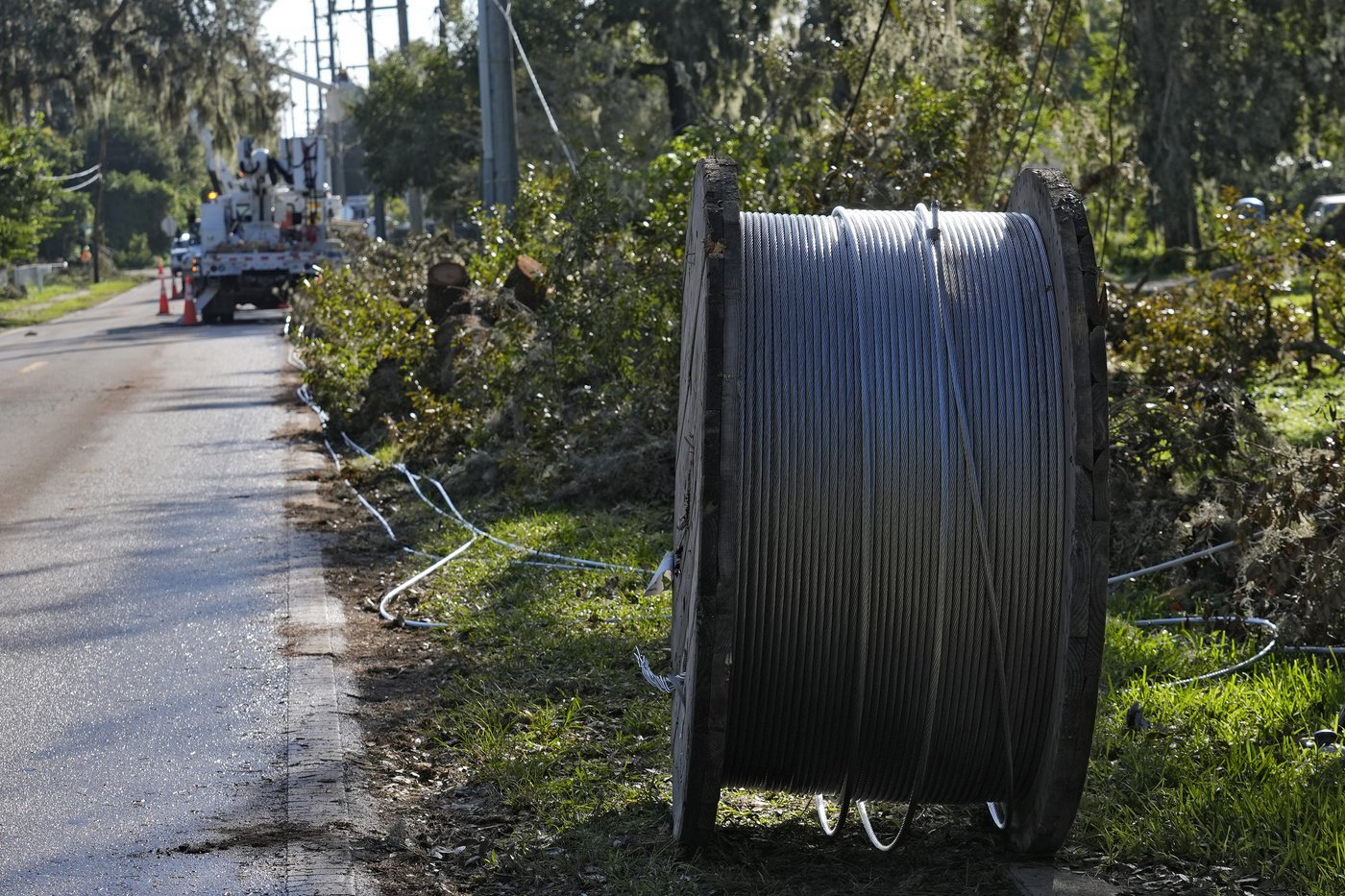 Florida neighbors band together to recover after one-two punch from hurricanes Helene and Milton | iNFOnews.ca