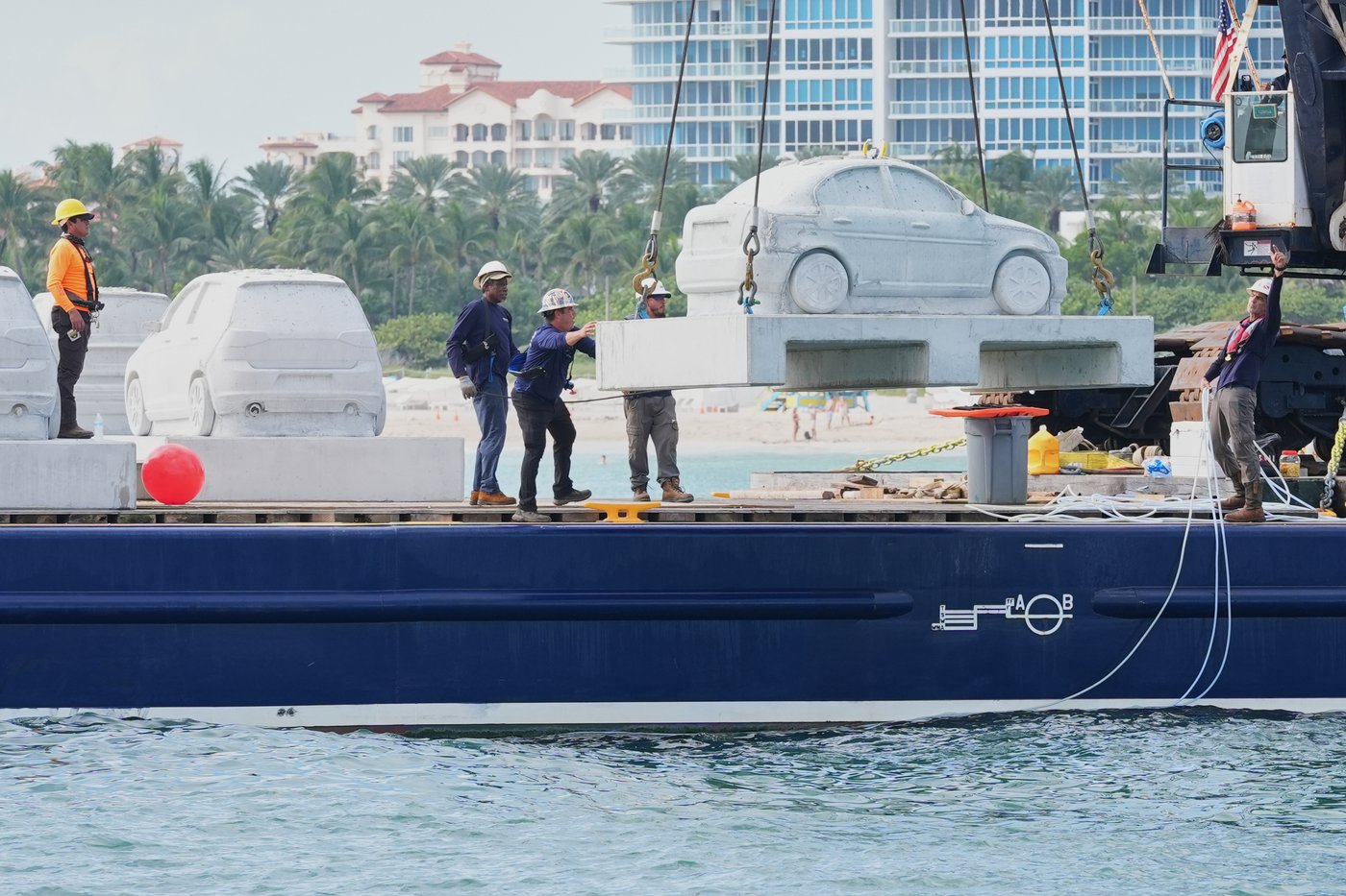 Underwater sculpture park brings coral reef art to Miami Beach | iNFOnews.ca
