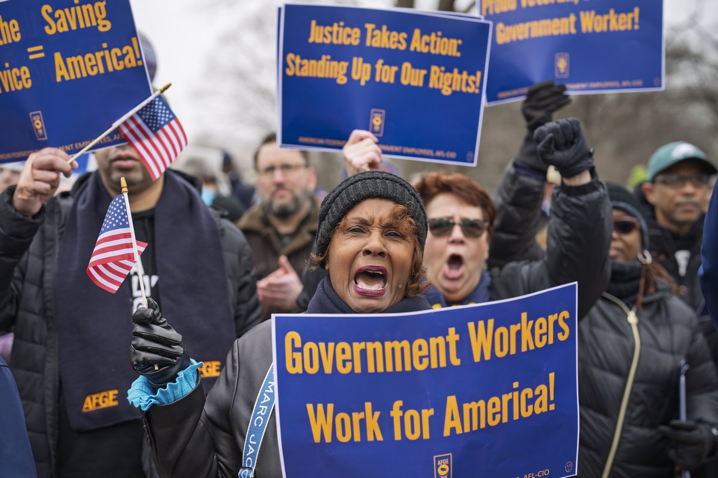 Trump prepares executive order to continue downsizing federal workforce | iNFOnews.ca
